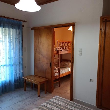 Theodore Apartments Zacharo Esterno foto